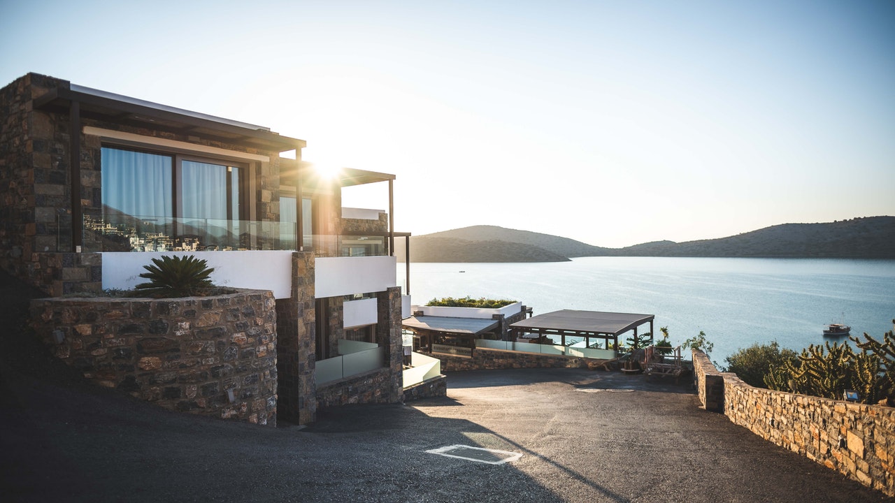 Beautiful House Near The Sea